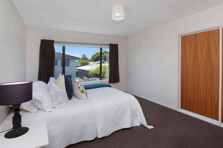 Photo of property in 1/16 Coniston Avenue, Ilam, Christchurch, 8041