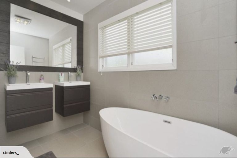 Photo of property in 12 Iles Road, Lynmore, Rotorua, 3010