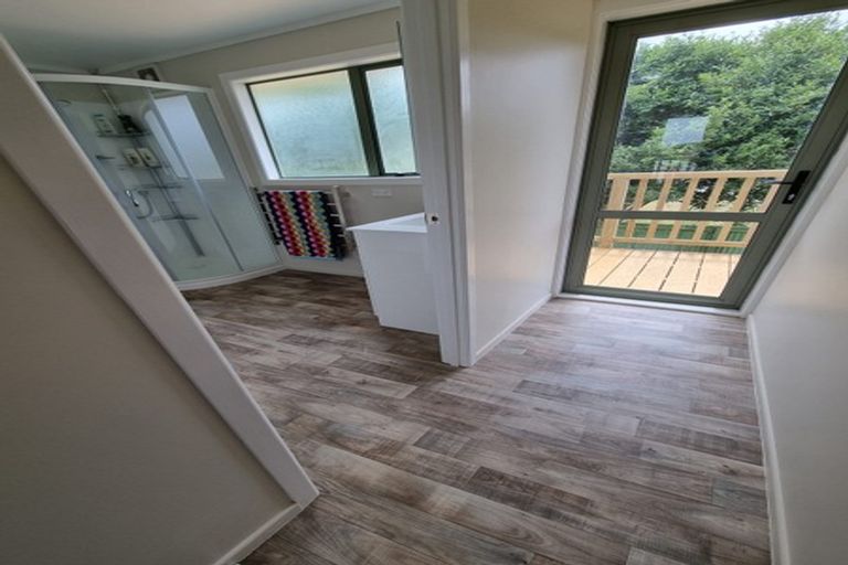 Photo of property in 21 Mariner Cove Road, Tinopai, Matakohe, 0593