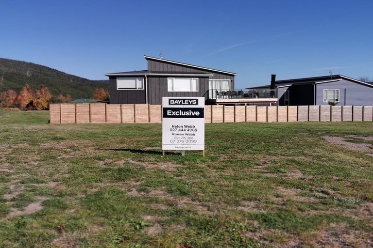 Photo of property in 86 Kenrigg Road, Kinloch, Taupo, 3377