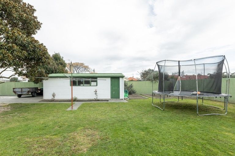 Photo of property in 82 Barker Road, Marewa, Napier, 4110