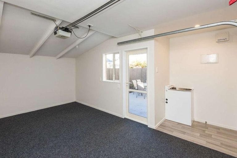Photo of property in 76a Barbour Street, Waltham, Christchurch, 8011