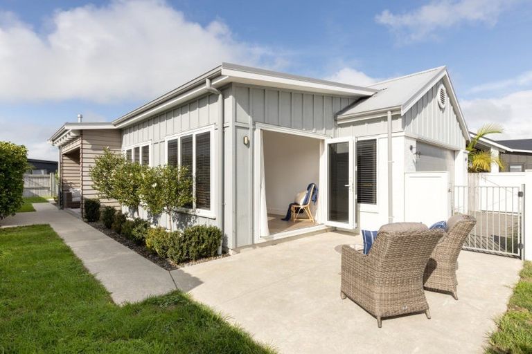 Photo of property in 4 Ascarina Way, Papamoa Beach, Papamoa, 3118