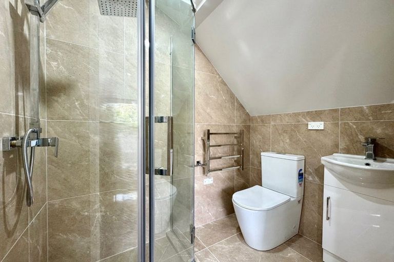 Photo of property in 7c Astor Place, Manurewa, Auckland, 2102