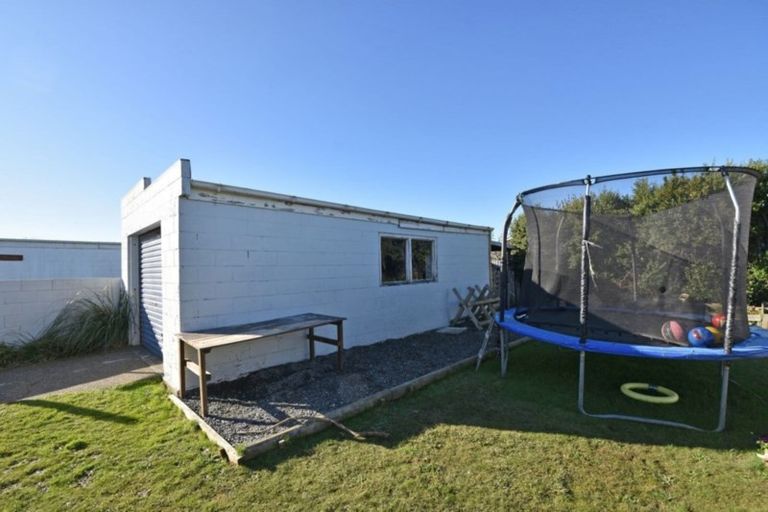 Photo of property in 244 Conyers Street, Strathern, Invercargill, 9812