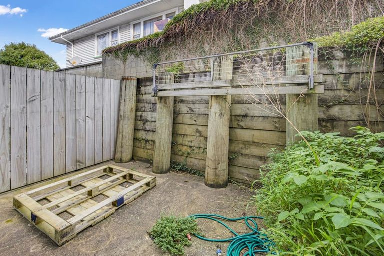 Photo of property in 11 Gordon Place, Newtown, Wellington, 6021