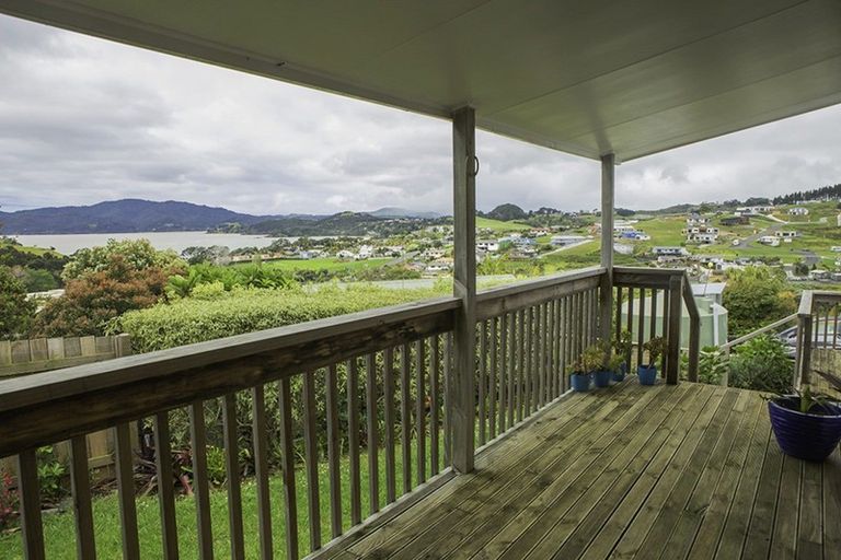 Photo of property in 37 Cable Bay Block Road, Cable Bay, 0420