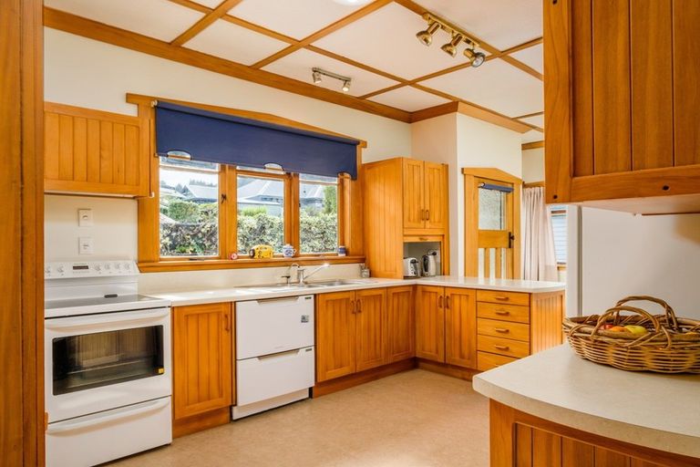 Photo of property in 3 Haronga Road, Inner Kaiti, Gisborne, 4010