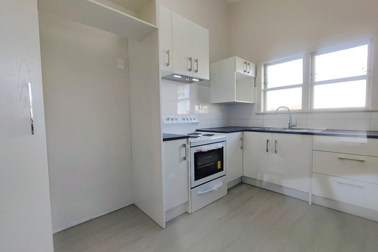 Photo of property in 9 Lachlan Place, Favona, Auckland, 2024