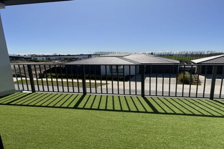 Photo of property in 5/61 Pragma Rise