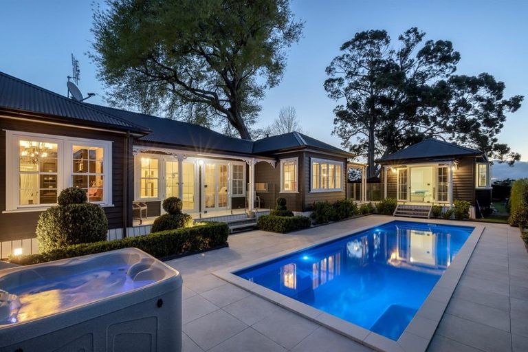 Photo of property in 34 Black Barn Lane, Bethlehem, Tauranga, 3110