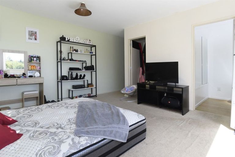 Photo of property in 57a Dingadee Street, Welcome Bay, Tauranga, 3112