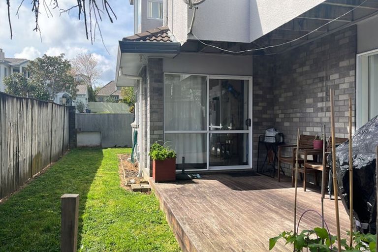 Photo of property in 1/736 Chapel Road, Dannemora, Auckland, 2016