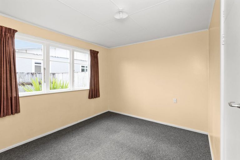 Photo of property in 3/122 Maddison Street, Akina, Hastings, 4122