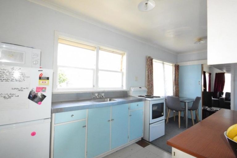 Photo of property in 1 Sherwood Place, Levin, 5510