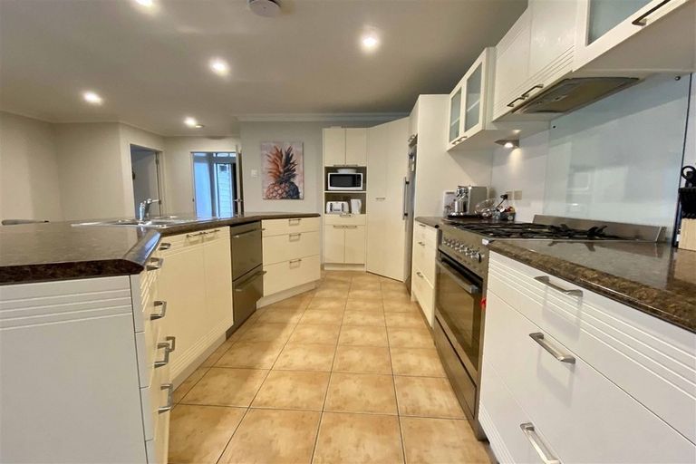 Photo of property in 34 Hoffman Court, Waikiwi, Invercargill, 9810