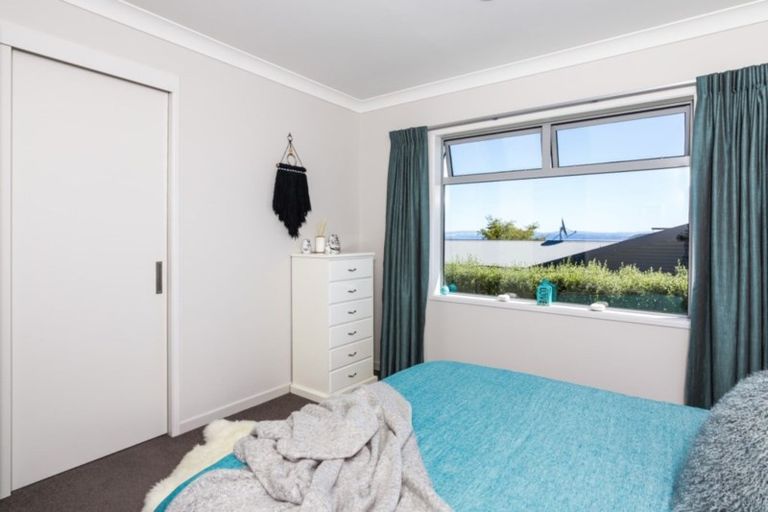 Photo of property in 13 Peregrine Place, Kinloch, Taupo, 3377