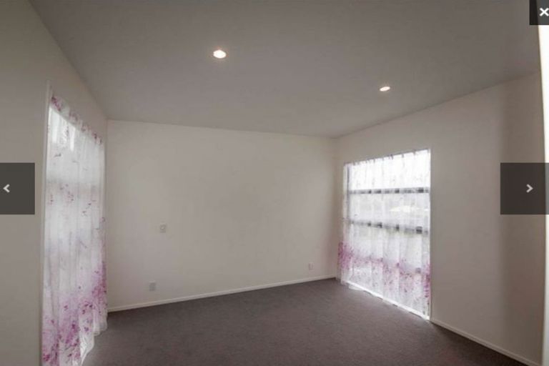 Photo of property in 30 Erlestoke Crescent, Churton Park, Wellington, 6037