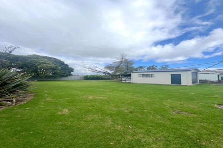 Photo of property in 101 Orchard West Road, Ngatea, 3503