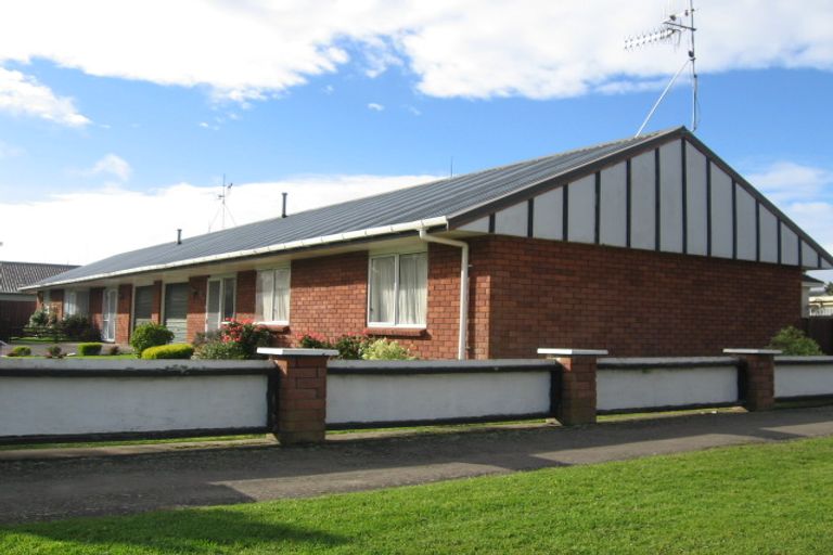 Photo of property in 107 Vogel Street, Roslyn, Palmerston North, 4414
