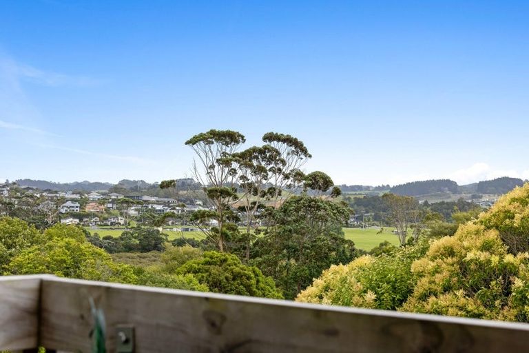 Photo of property in 20b Moffat Road, Red Beach, 0932