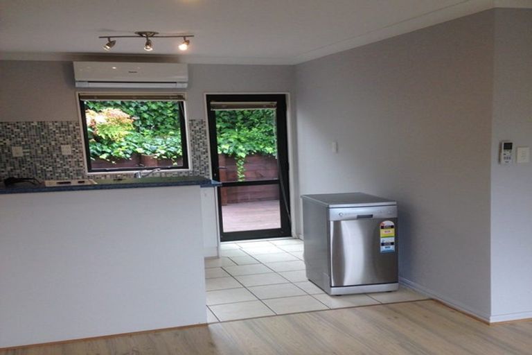 Photo of property in 28 Langana Avenue, Browns Bay, Auckland, 0630