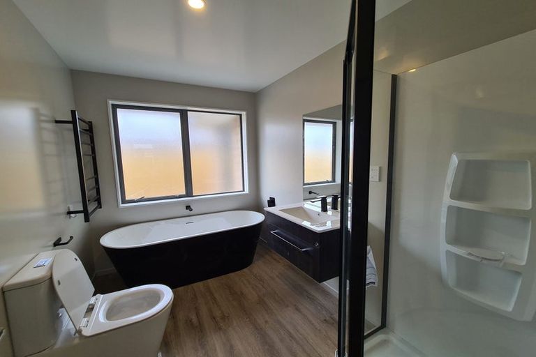 Photo of property in 62 Broadway Parade, Rolleston, 7615