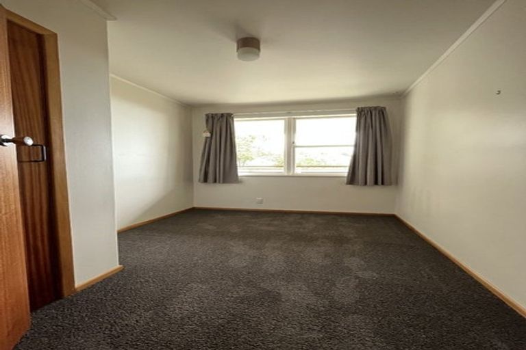 Photo of property in 6 Paua Place, Camborne, Porirua, 5026