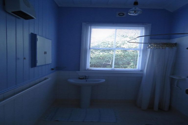 Photo of property in 110 Beach Road, Thames, 3500