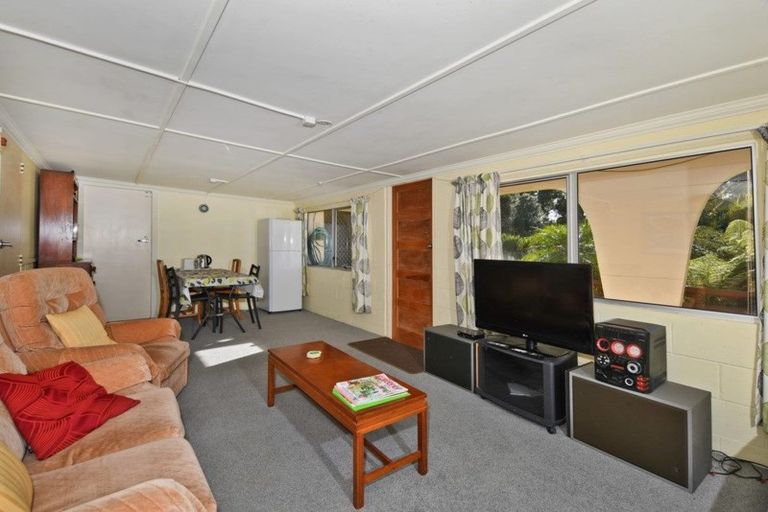 Photo of property in 58 Cartwright Road, Onerahi, Whangarei, 0110