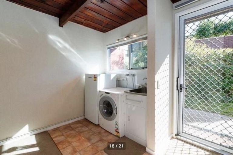 Photo of property in 95 Wikiriwhi Crescent, Awapuni, Palmerston North, 4412