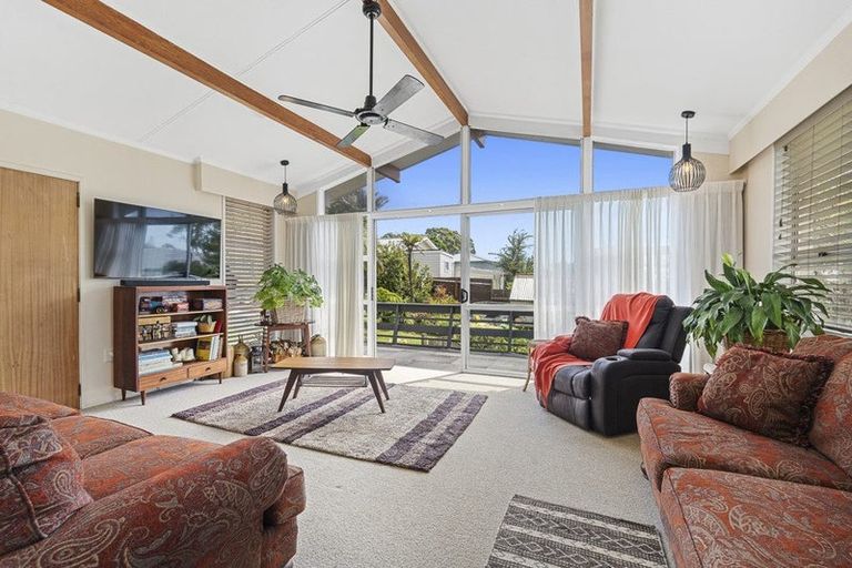 Photo of property in 100 Centennial Avenue, Waitara, 4320