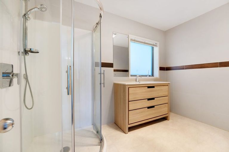 Photo of property in 80 Onetaunga Road, Chatswood, Auckland, 0626