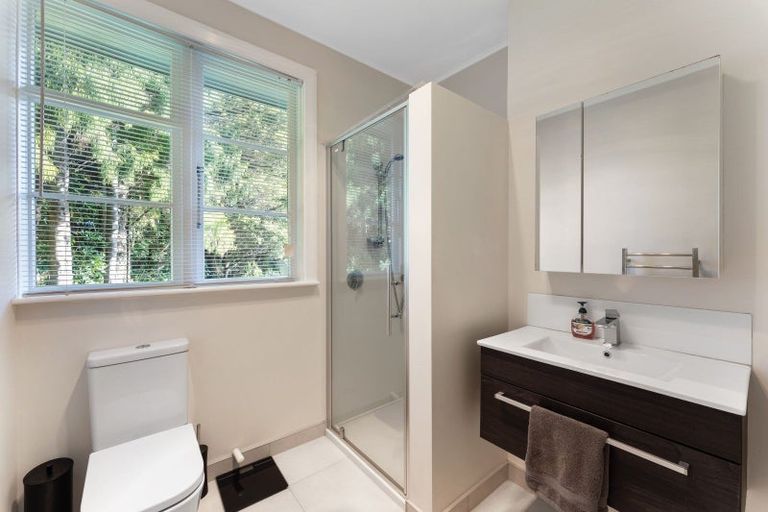 Photo of property in 74a Heretaunga Square, Silverstream, Upper Hutt, 5019