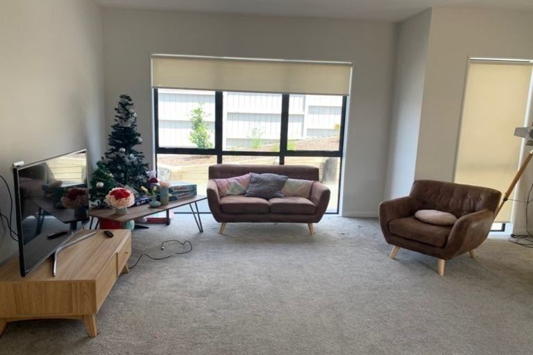 Photo of property in 52 Golden Morning Drive, Albany Heights, Auckland, 0632