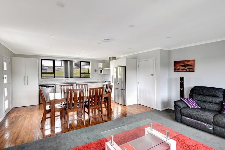 Photo of property in 64 Hocken Street, Kenmure, Dunedin, 9011