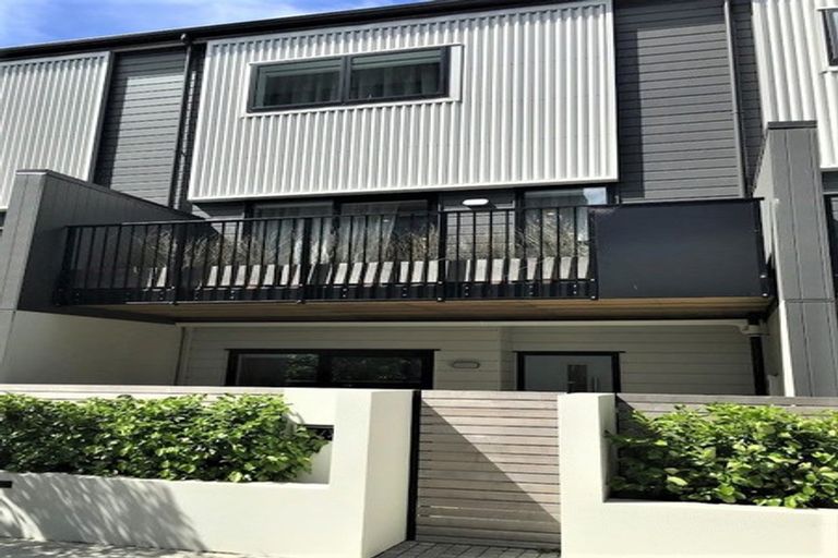Photo of property in The Terraces, 8/36d Welles Street, Christchurch Central, Christchurch, 8011