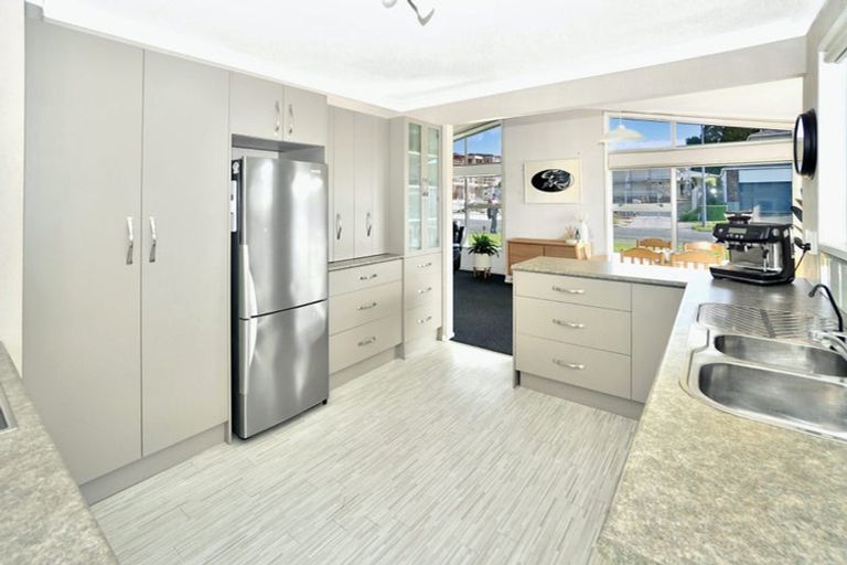 Photo of property in 58 Boucher Avenue, Te Puke, 3119