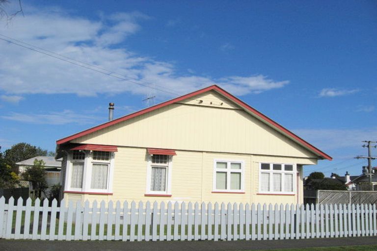 Photo of property in 8 Mason Terrace, Gonville, Whanganui, 4501