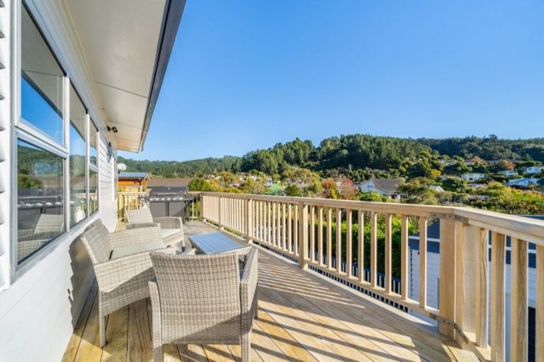 Photo of property in 40 Sunbrae Drive, Silverstream, Upper Hutt, 5019