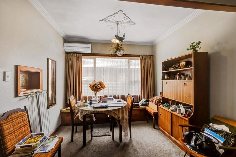 Photo of property in 35 High Street, Hawera, 4610