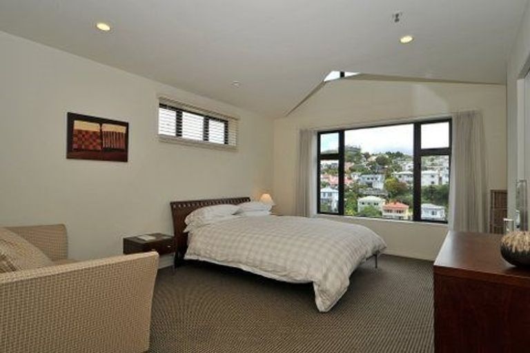 Photo of property in Terrace Garden Apartments, 14a/120 The Terrace, Wellington Central, Wellington, 6011