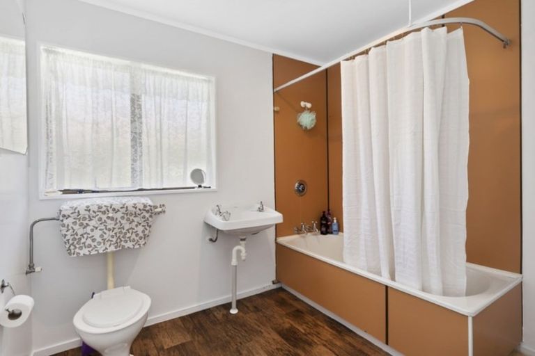 Photo of property in 118a Waiwhetu Road, Waterloo, Lower Hutt, 5011