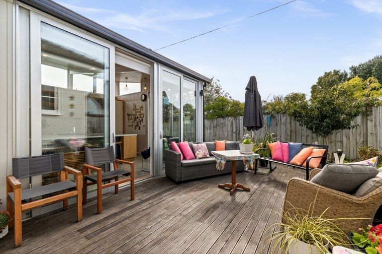 Photo of property in 29 Campbell Street, Havelock North, 4130