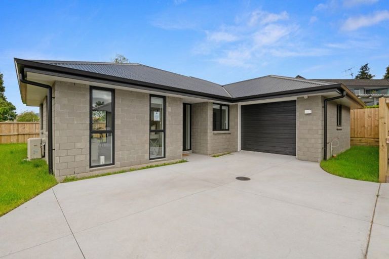 Photo of property in 11 Te Rehutai Rise, Welcome Bay, 3112