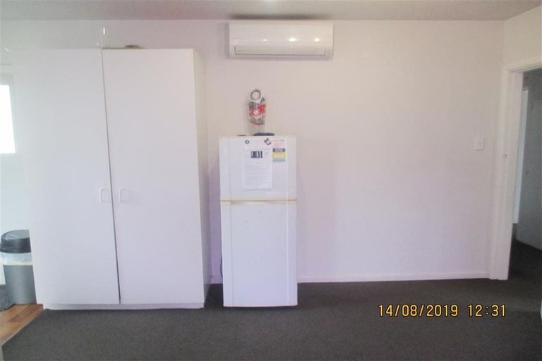 Photo of property in 85 Memorial Avenue, Ilam, Christchurch, 8053