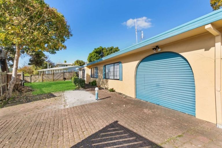 Photo of property in 4 Milsom Place, Te Puke, 3119