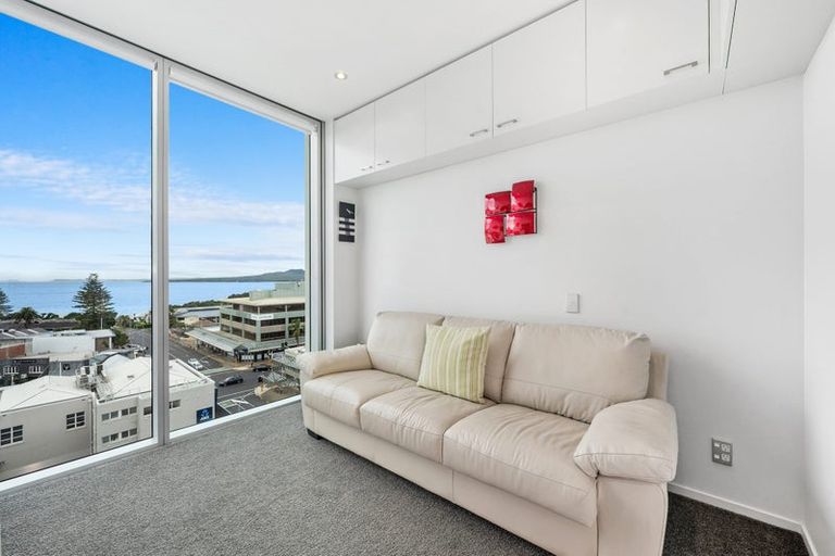 Photo of property in Sentinel Apartments, 802/3 Northcroft Street, Takapuna, Auckland, 0622