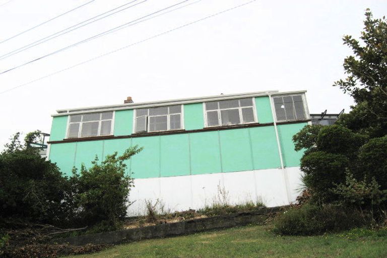 Photo of property in 28 Reserve Terrace, Lyttelton, 8082