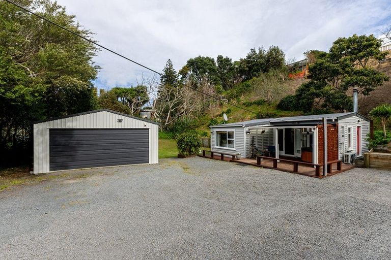Photo of property in 97 Renown Road, Raumati South, Paraparaumu, 5032